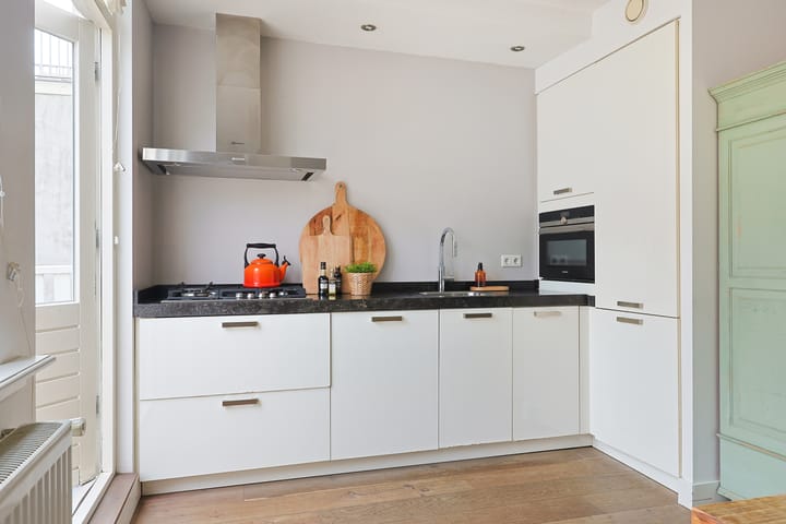 Foto 10 van Mgr. van de Weteringstraat 92-BS