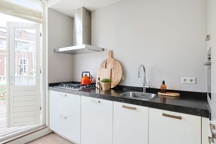 Foto 12 van Mgr. van de Weteringstraat 92-BS