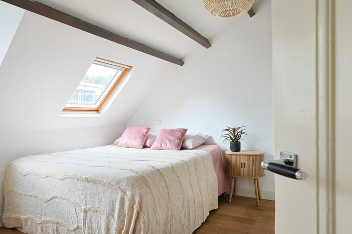 Foto 17 van Mgr. van de Weteringstraat 92-BS