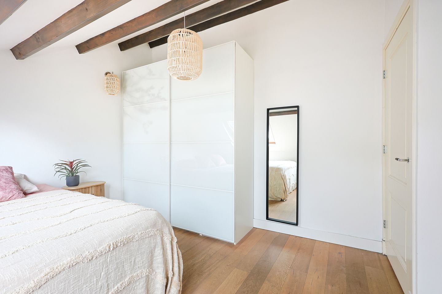 Foto 19 van Mgr. van de Weteringstraat 92-BS