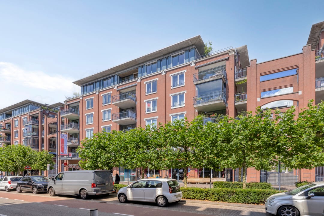 Photo 1 of Leeghwaterlaan 83