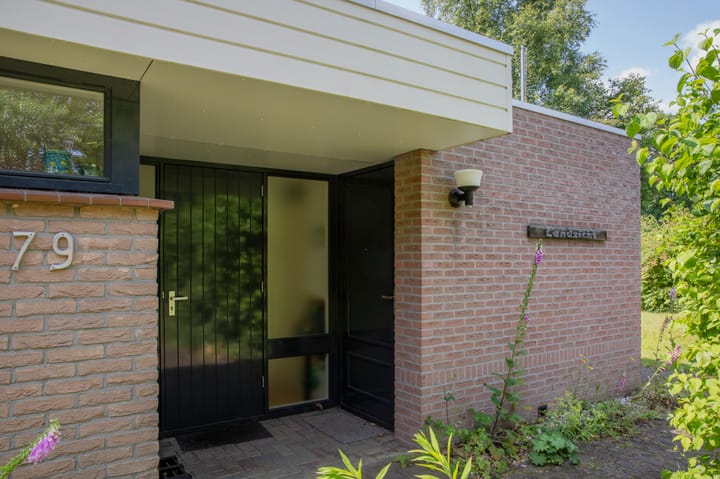 Photo 2 of De Tip 79