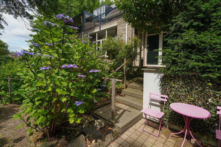 Photo 39 of Prinsenweg 17-A