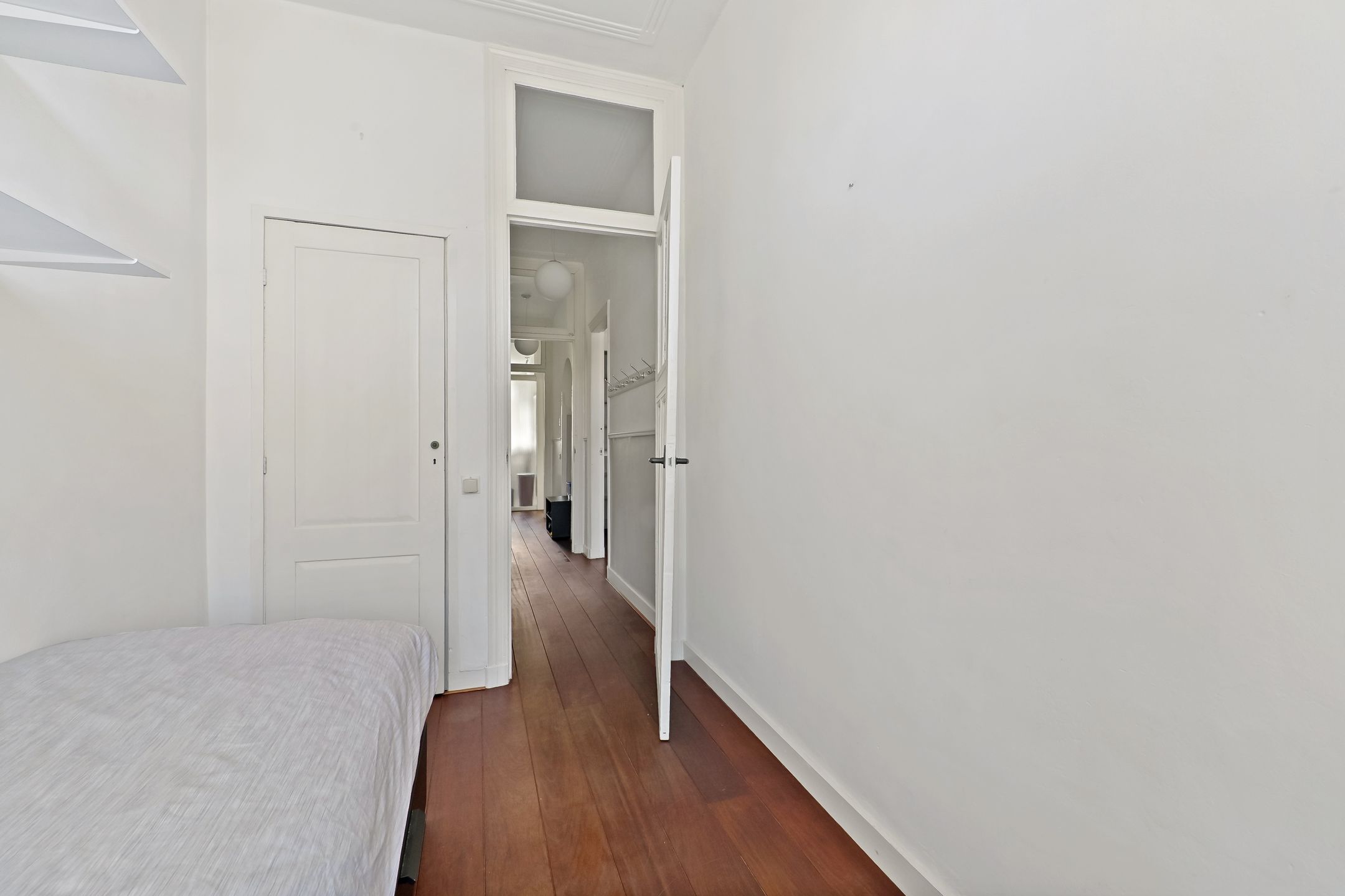 Foto 12 van Vierambachtsstraat 4-A