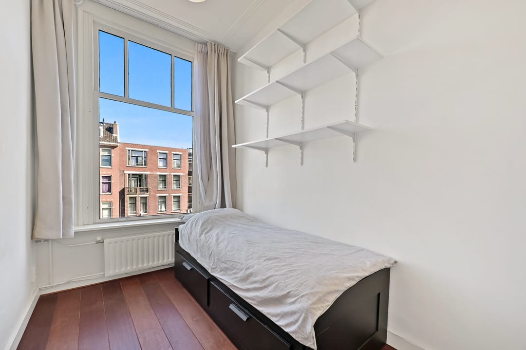 Foto 13 van Vierambachtsstraat 4-A