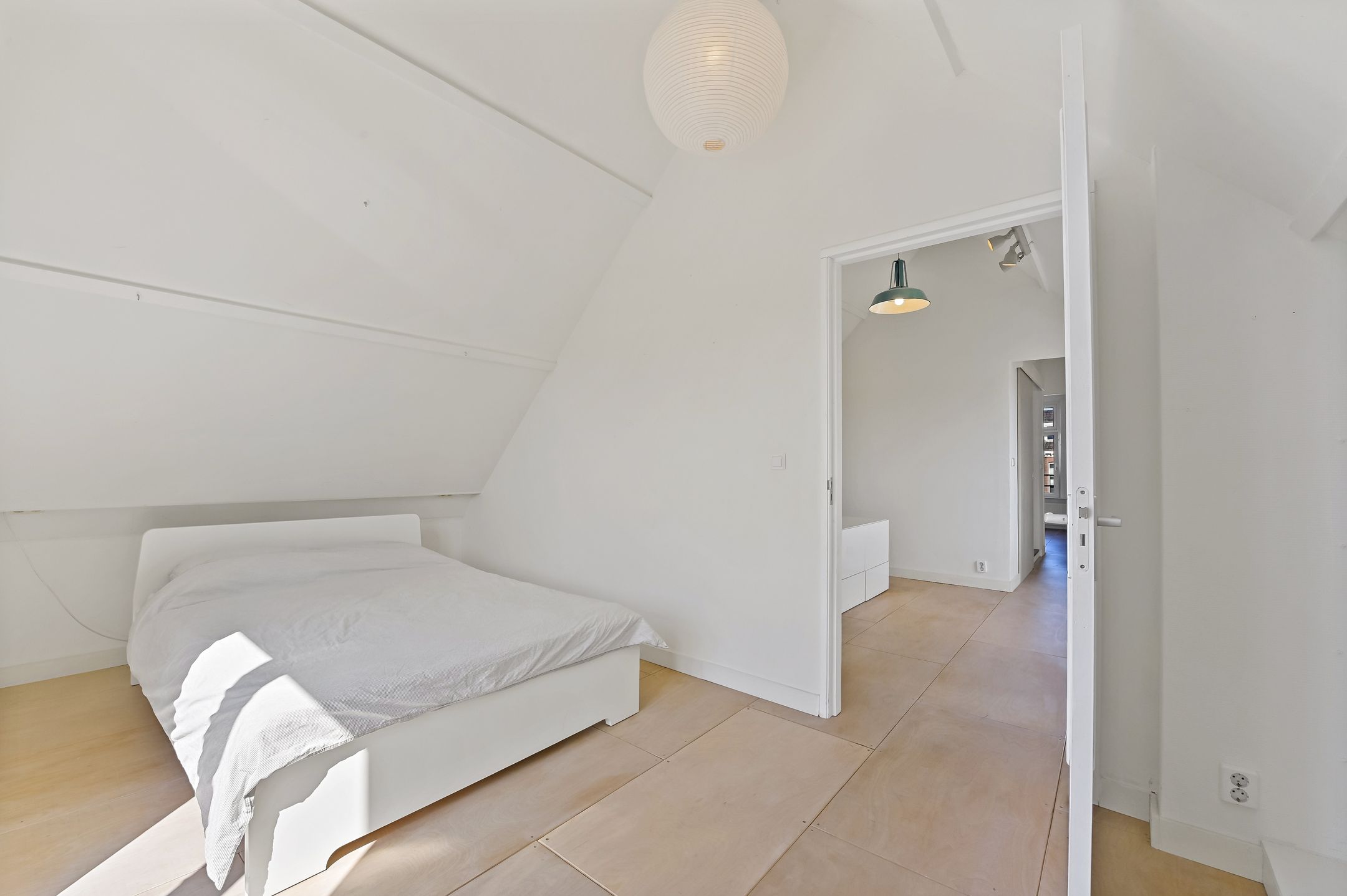 Foto 21 van Vierambachtsstraat 4-A