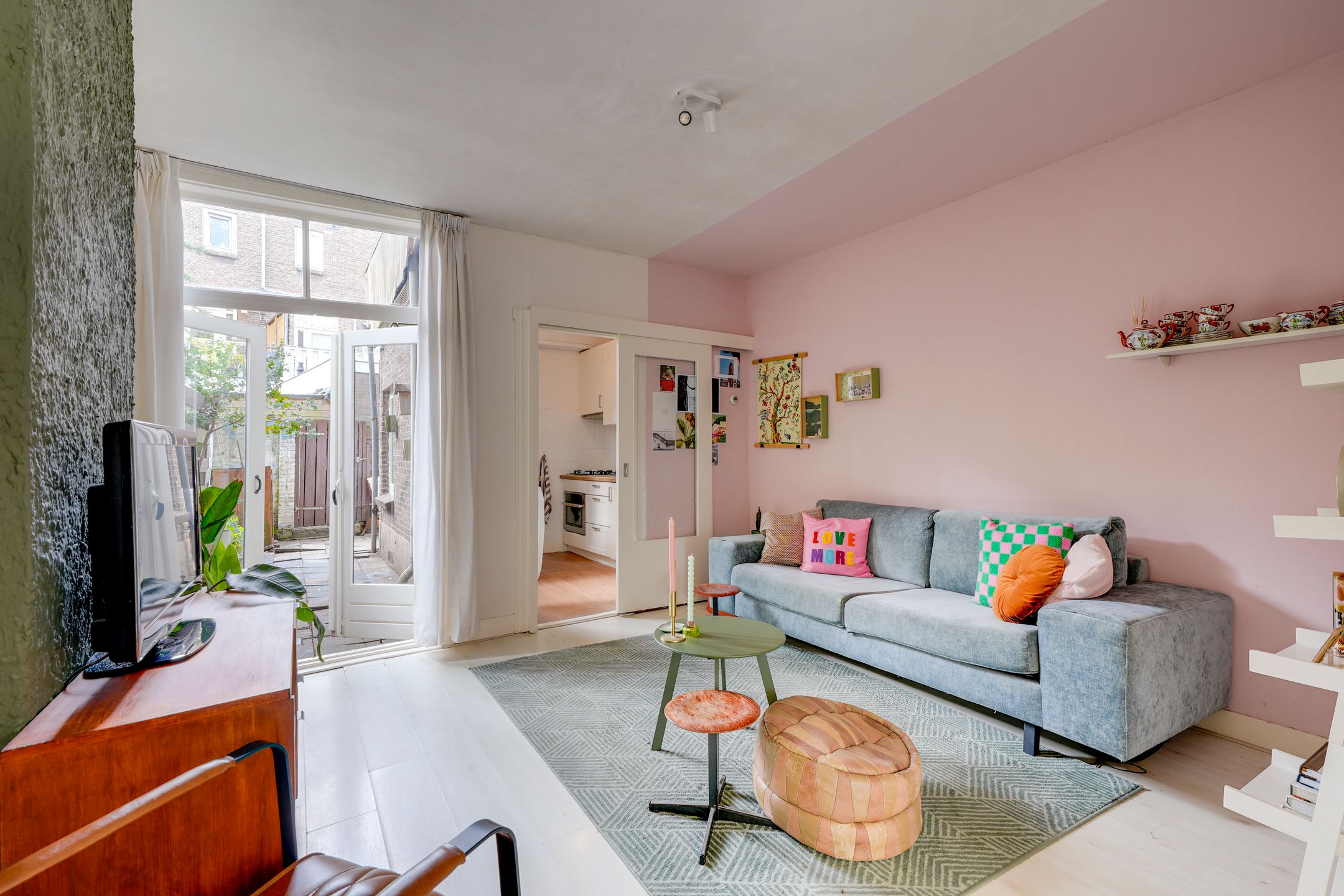 Foto 15 van Laan van Nieuw-Guinea 120