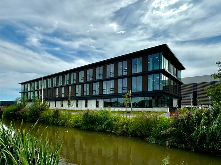 Kringloopweg 1, Hendrik-Ido-Ambacht
