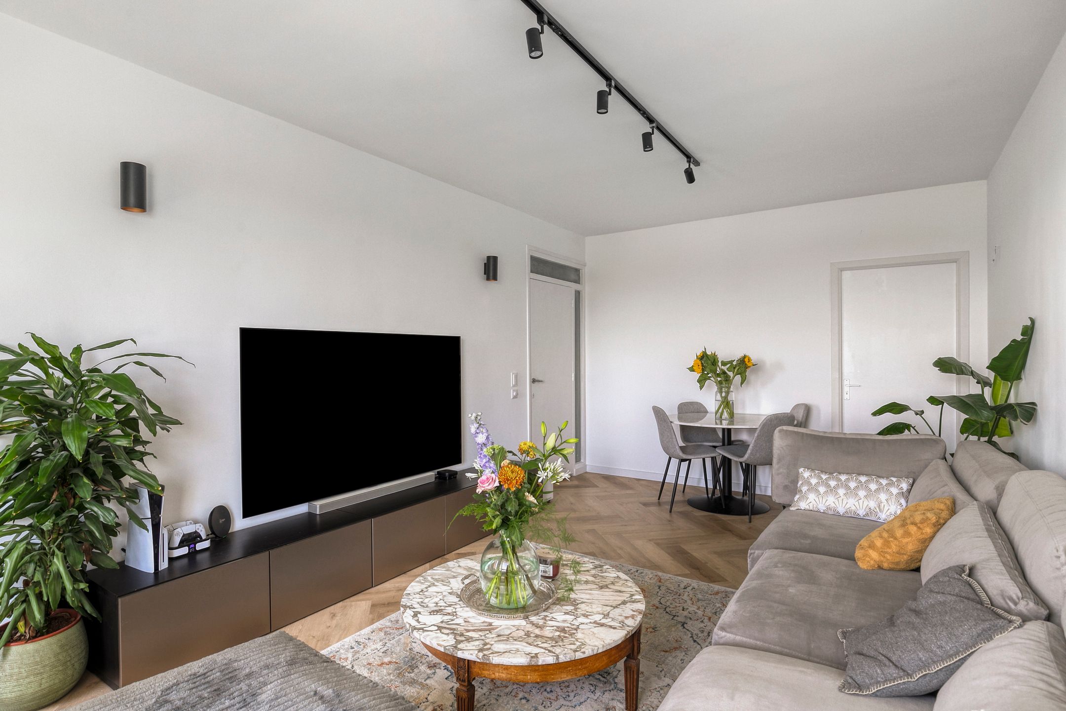 Foto 6 van Van Nijenrodeweg 167