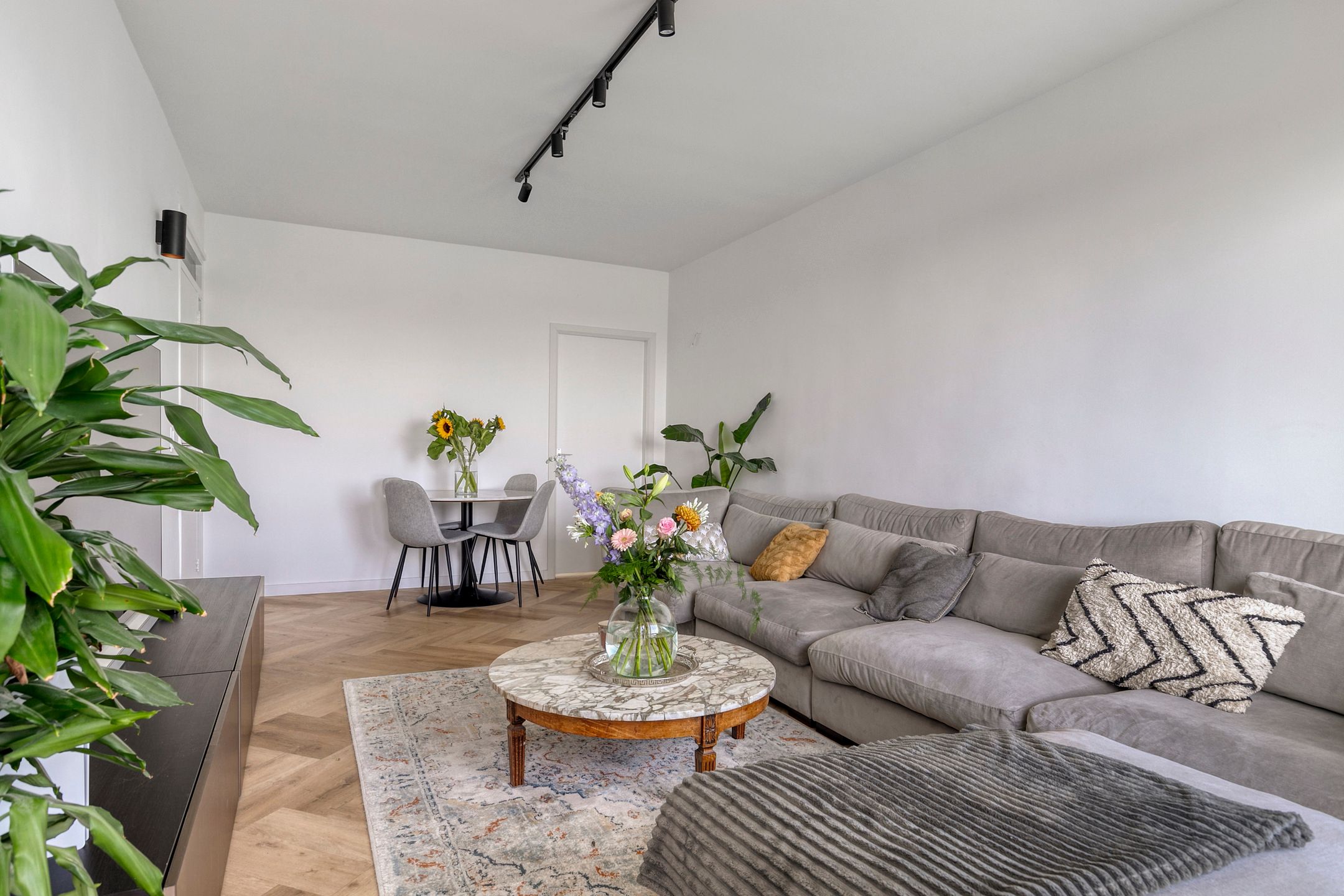 Foto 9 van Van Nijenrodeweg 167