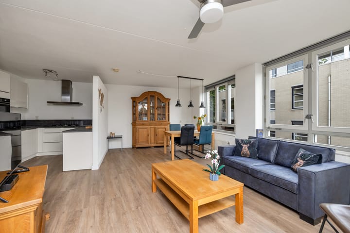 Foto 2 van Warmoesstraat 23