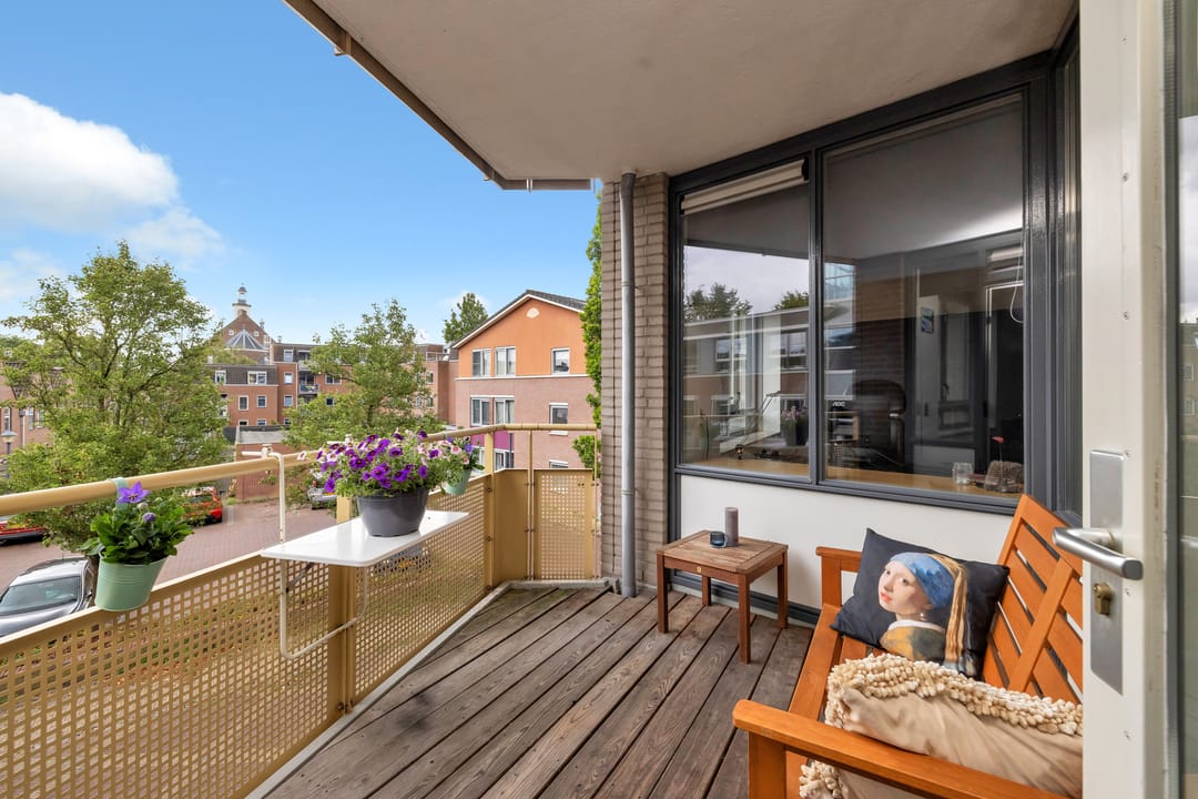 Photo 1 of Warmoesstraat 23