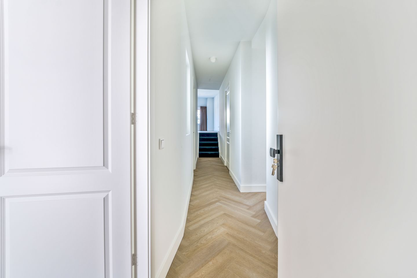 Foto 4 van Zeedijk 4-B