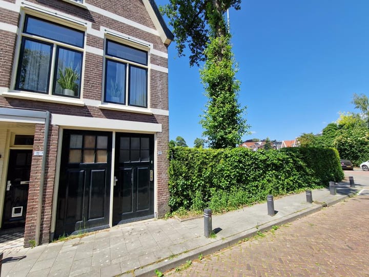 Photo 2 of Julianastraat 13