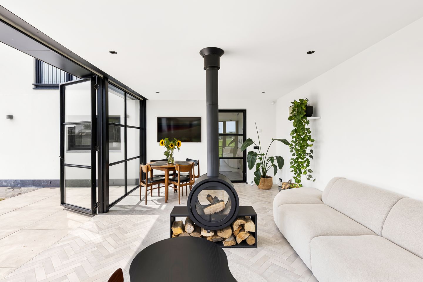 Foto 29 van Burgemeester Geuzestraat 43