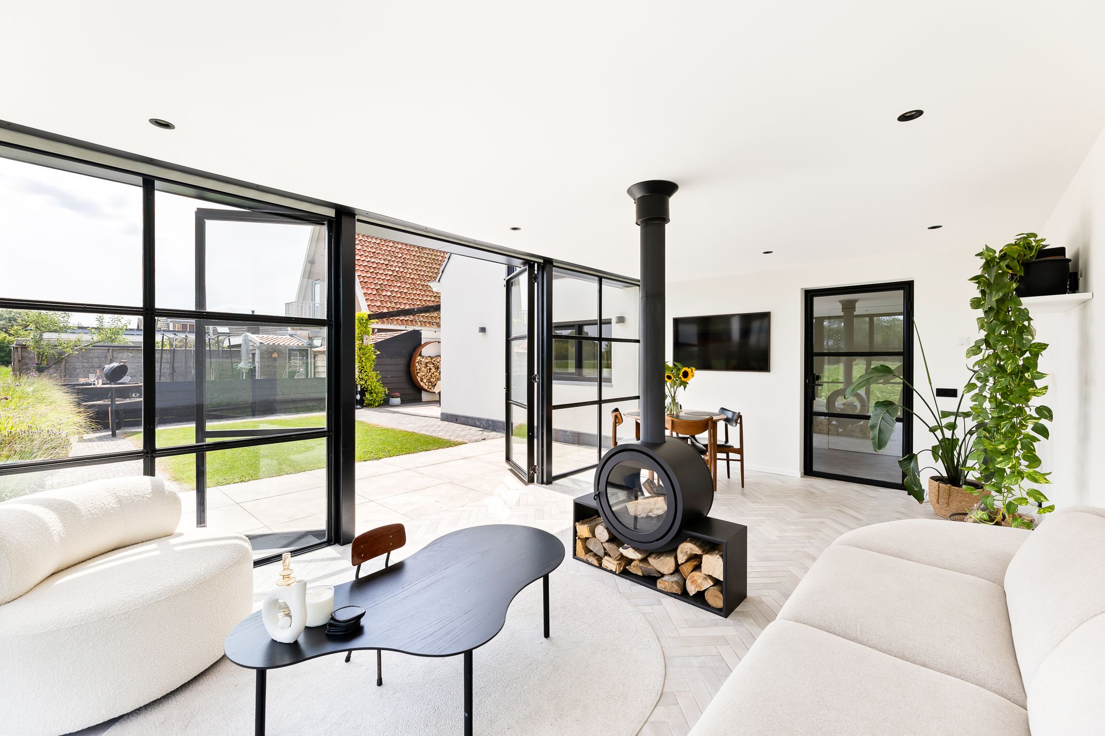 Foto 30 van Burgemeester Geuzestraat 43