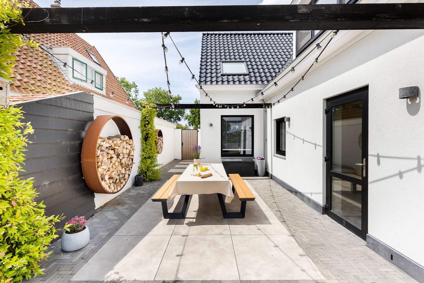 Foto 35 van Burgemeester Geuzestraat 43