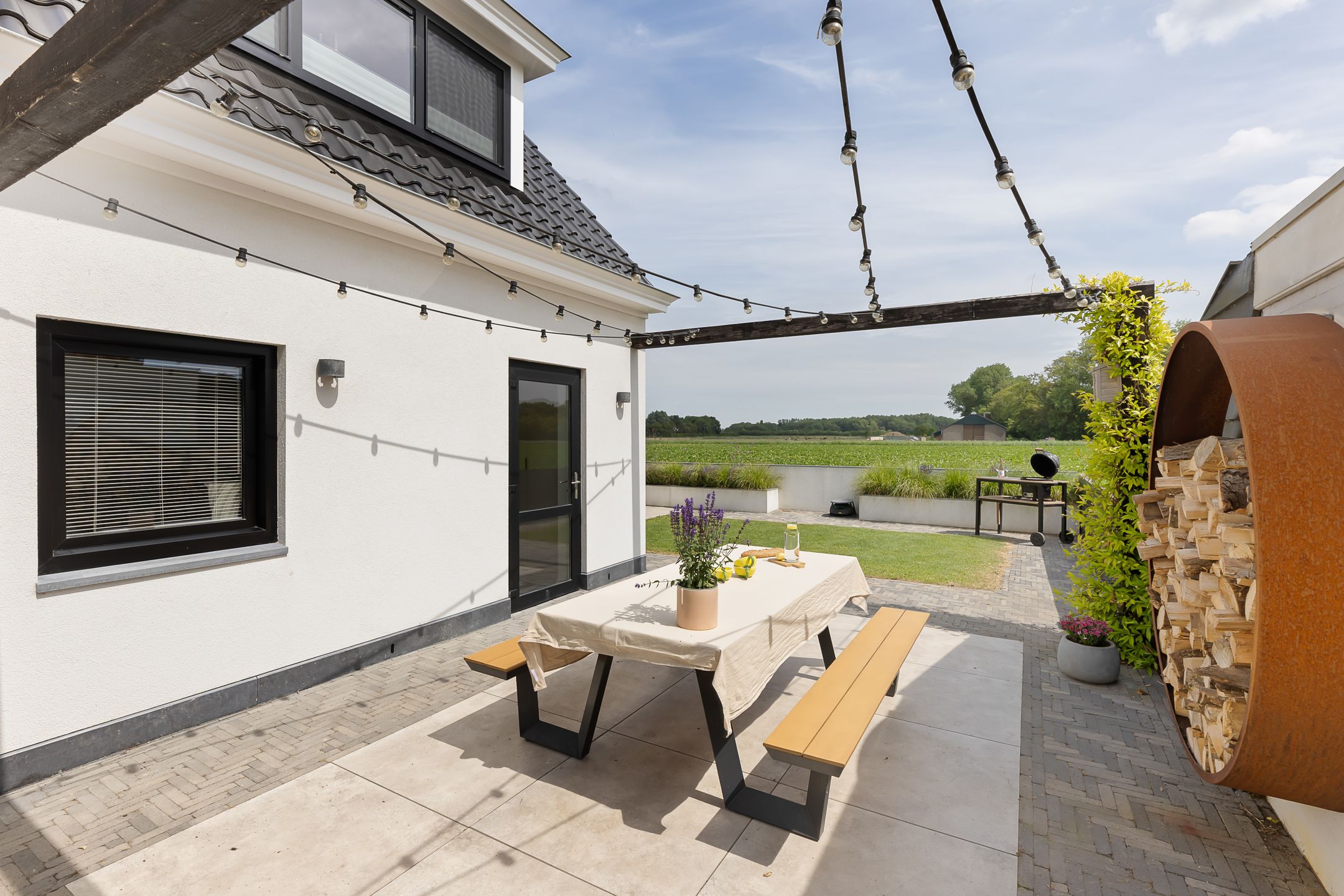 Foto 36 van Burgemeester Geuzestraat 43