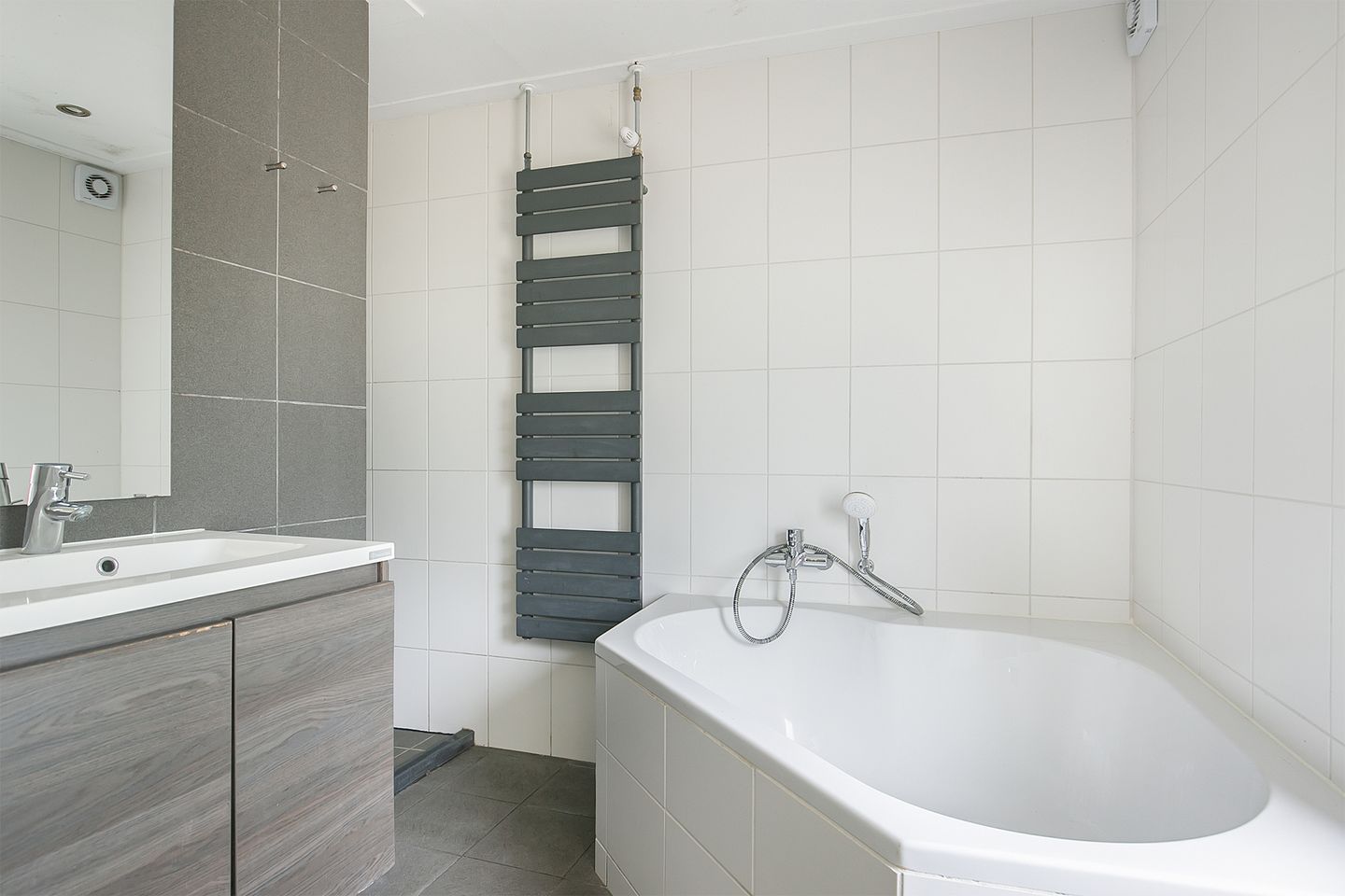 Photo 19 of De Bloemert 1-31
