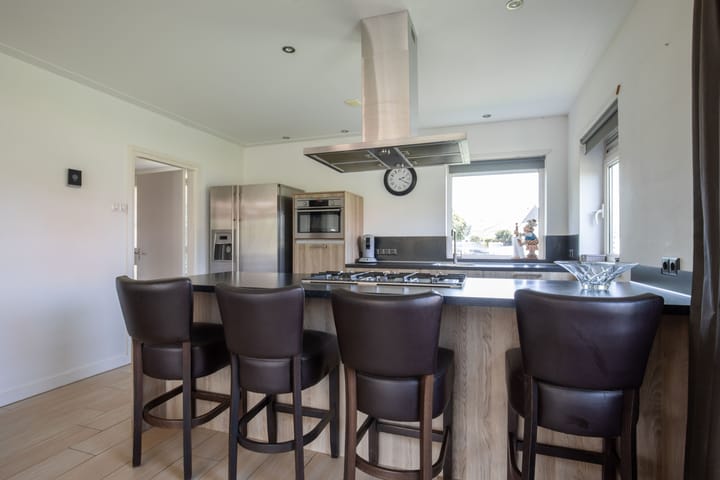 Foto 12 van Aalsmeerderweg 204