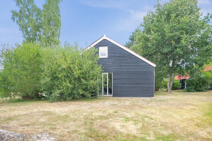 Photo 30 of De Bloemert 1-31