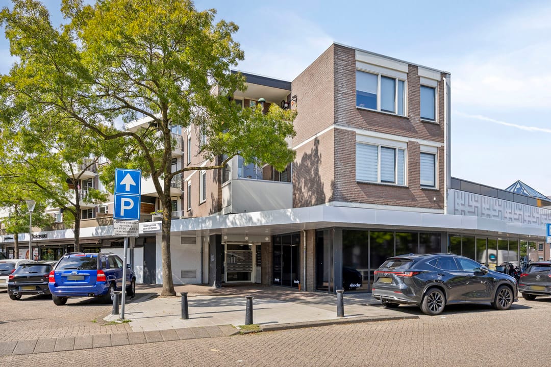 Photo 7 of Maaspoortweg 271