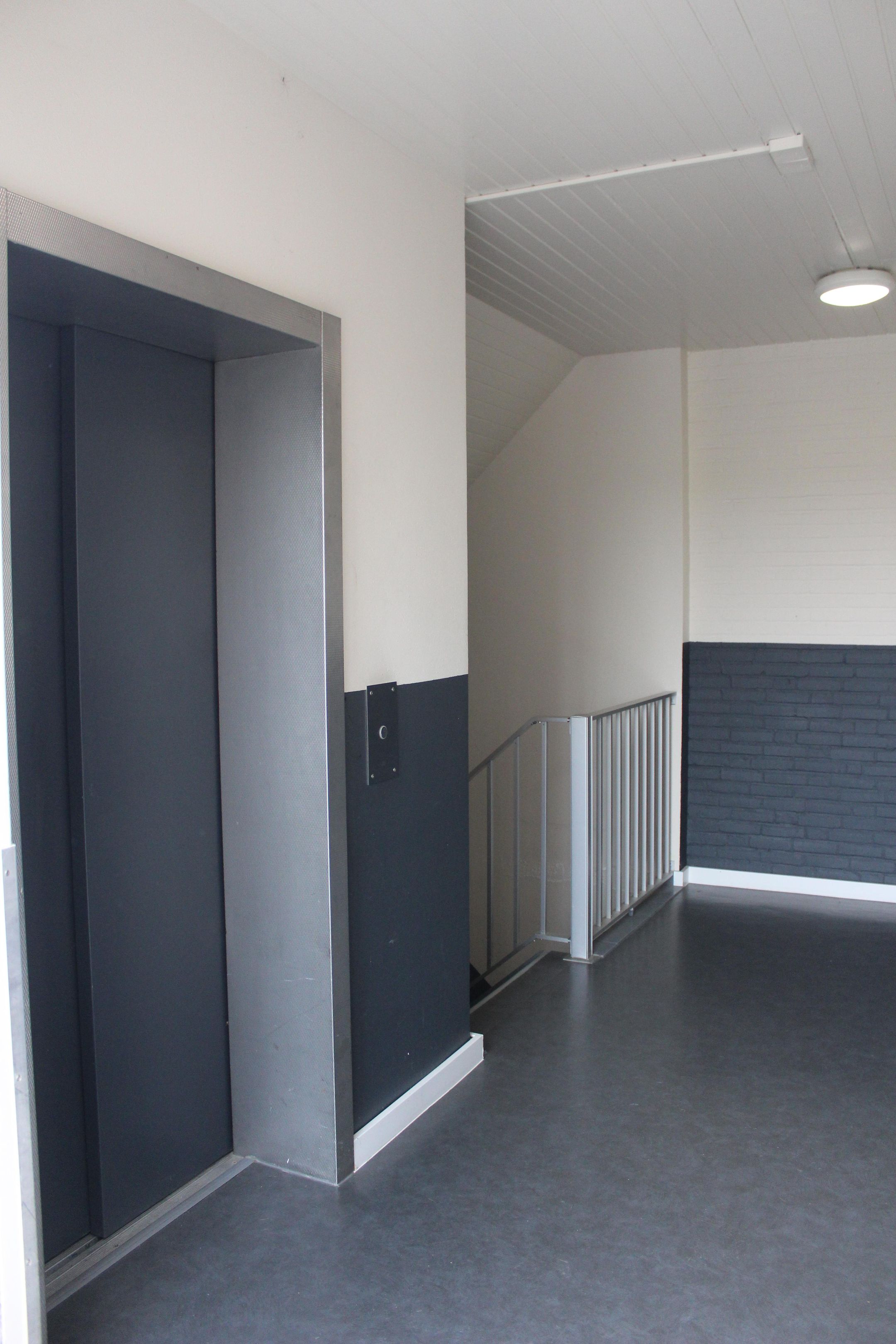 Photo 9 of Maaspoortweg 271