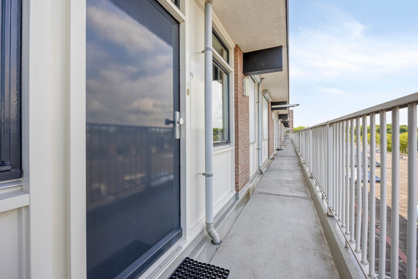 Photo 10 of Maaspoortweg 271