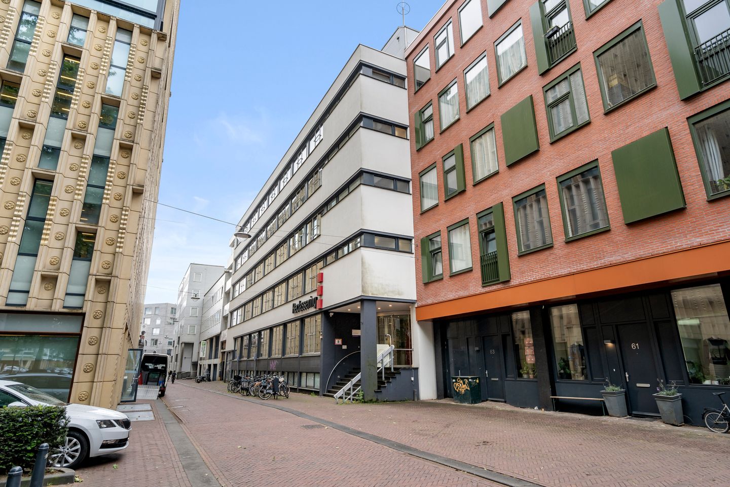 View photo 1 of Nieuwe Oeverstraat 65
