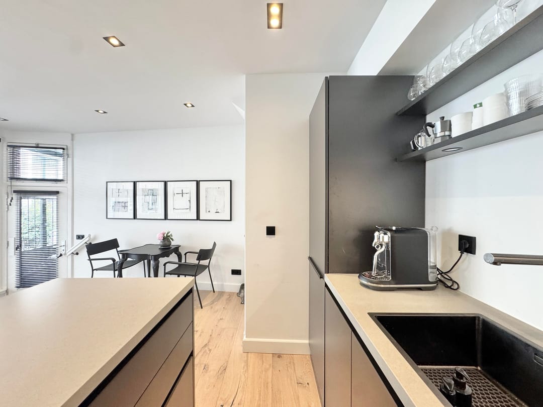 Foto 7 van Buiten Wieringerstraat 3-E