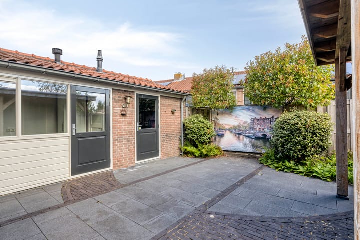 Foto 15 van Noord-Linschoterkade 10