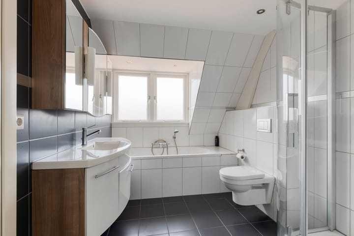 Foto 22 van Noord-Linschoterkade 10