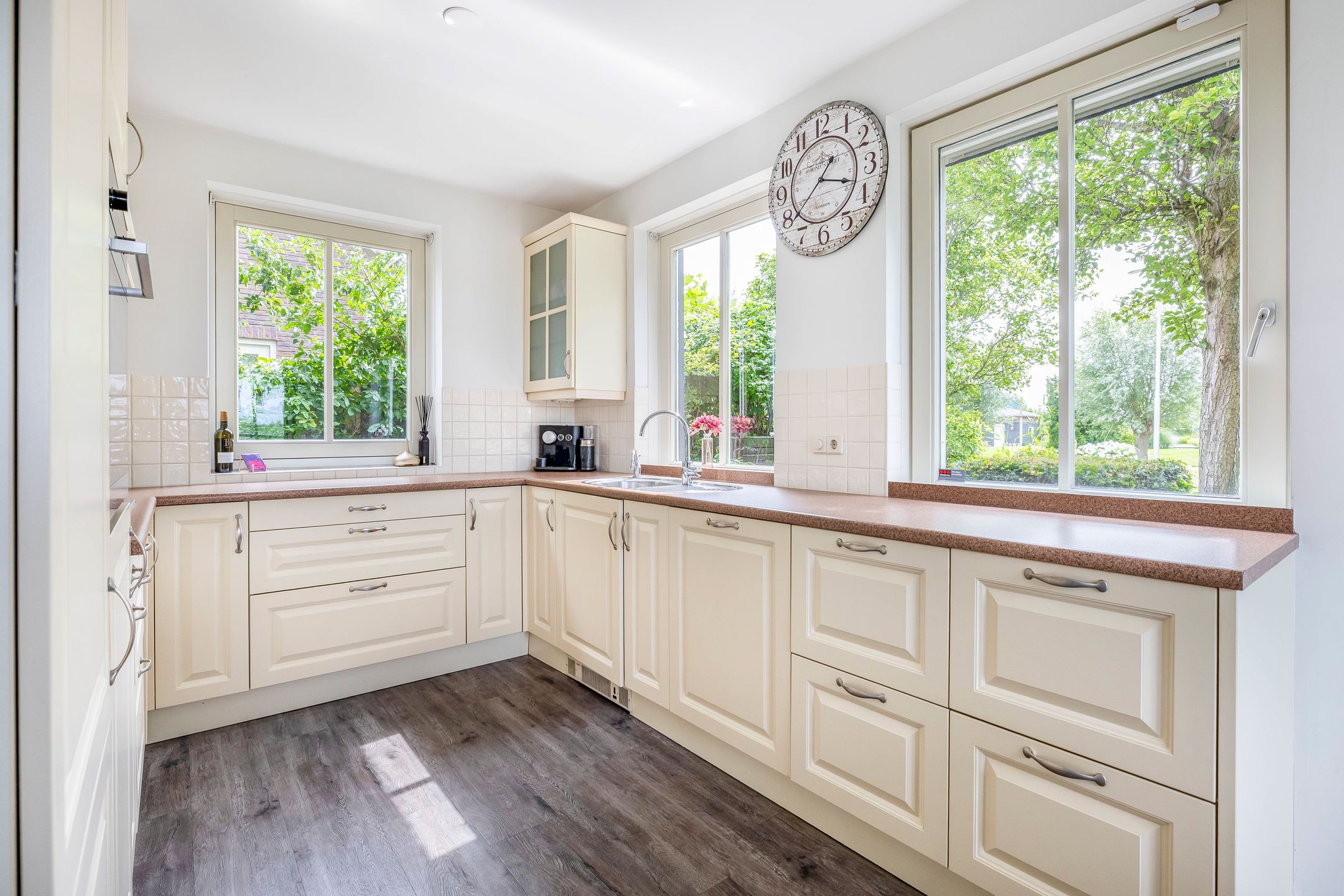 Foto 15 van Oesterstraat 35