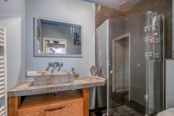 Photo 12 of Moesstraat 4