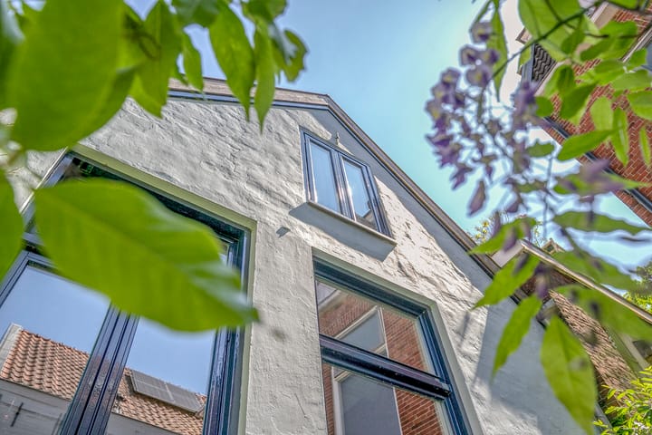 Photo 16 of Moesstraat 4