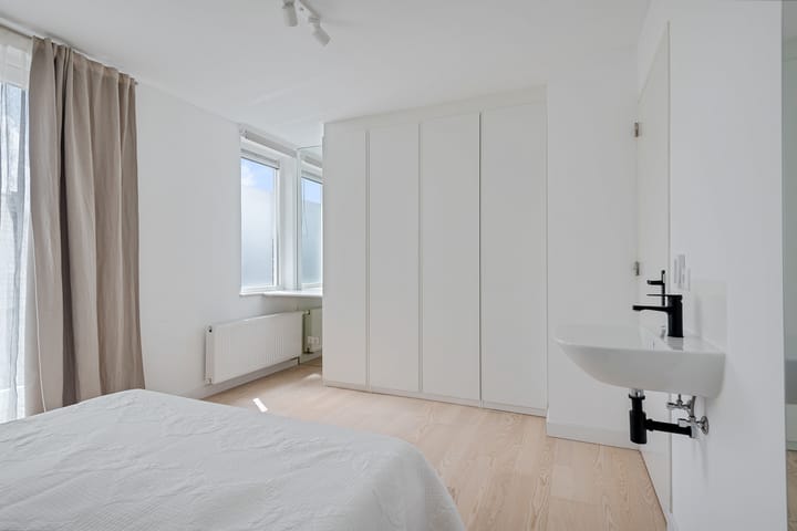 Foto 38 van Bandoengstraat 15