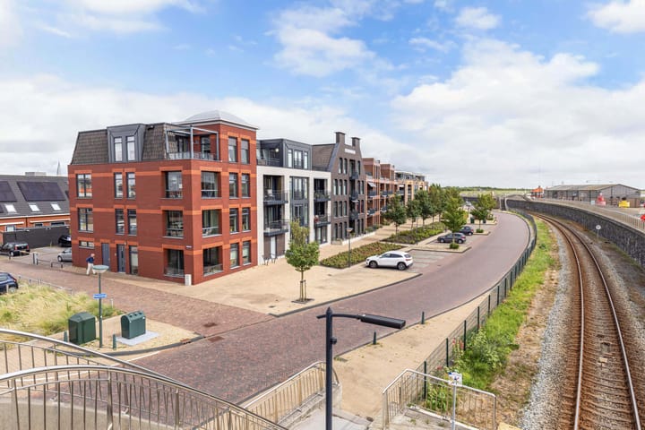 Foto 13 van Havenweg 13-B