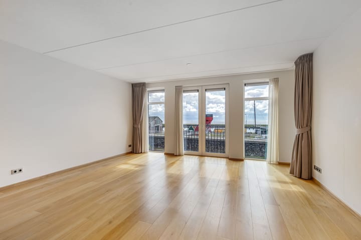 Foto 26 van Havenweg 13-B