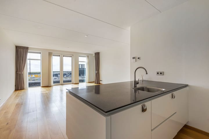 Foto 31 van Havenweg 13-B