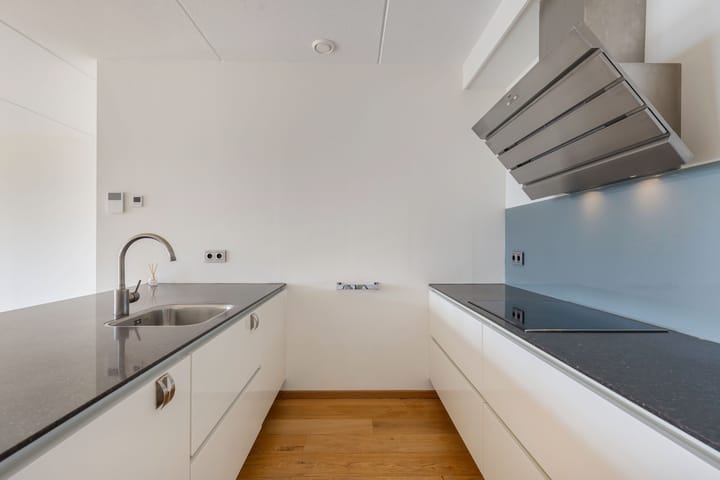 Foto 32 van Havenweg 13-B