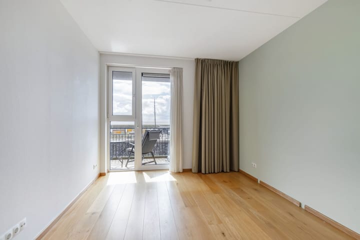 Foto 33 van Havenweg 13-B