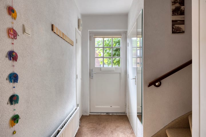 Foto 10 van Van Brederodestraat 2