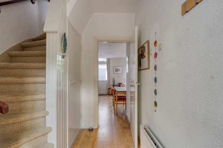 Foto 11 van Van Brederodestraat 2