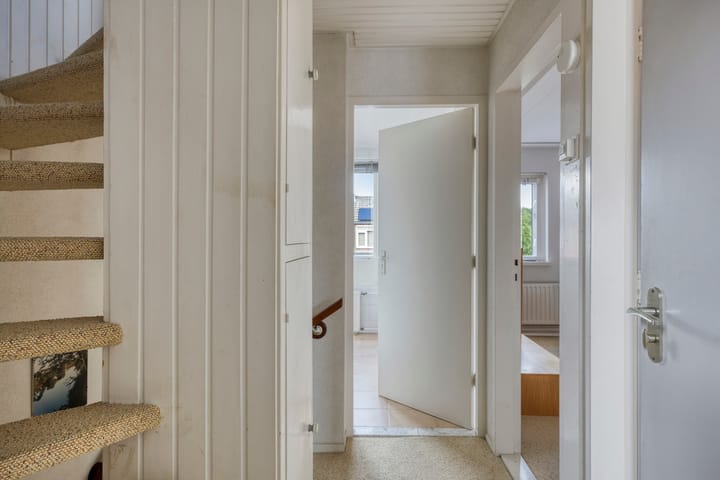 Foto 22 van Van Brederodestraat 2