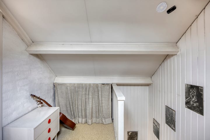 Foto 32 van Van Brederodestraat 2