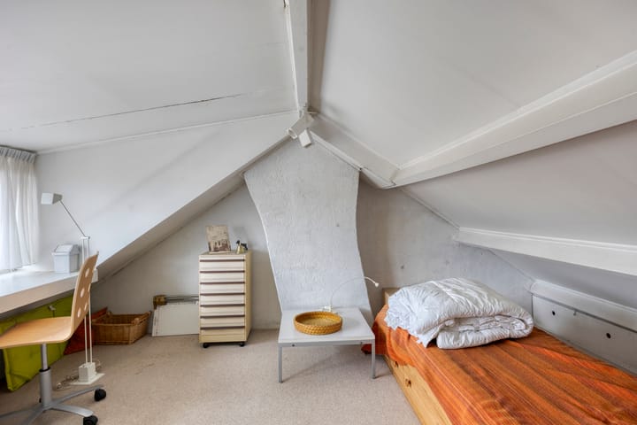 Foto 33 van Van Brederodestraat 2