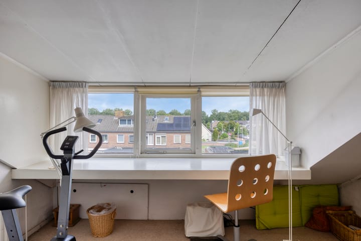 Foto 34 van Van Brederodestraat 2