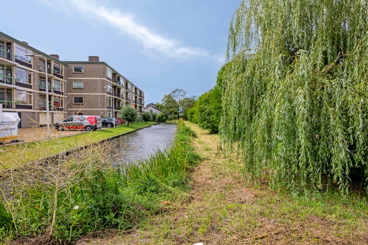 Foto 36 van Van Brederodestraat 2