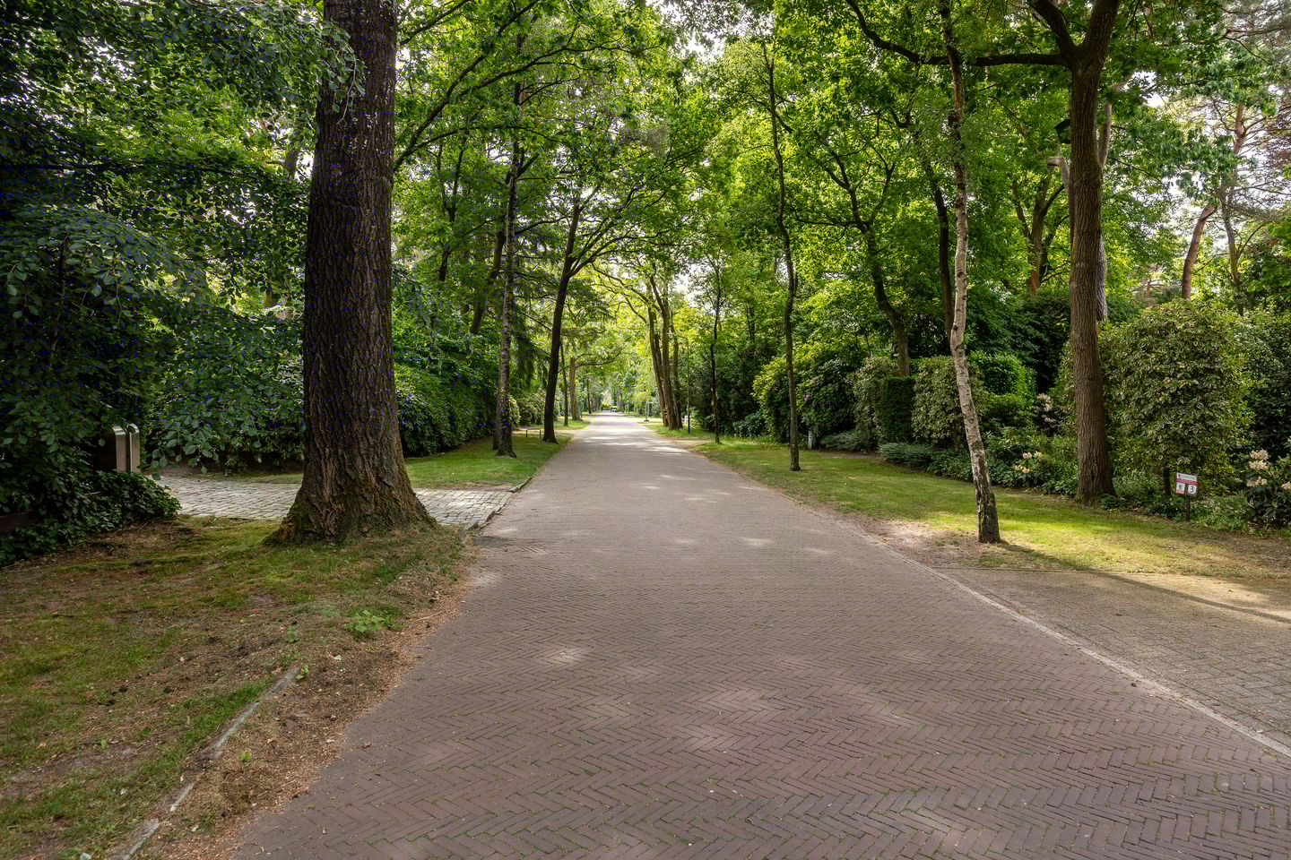 Photo 34 of Schubertlaan 1