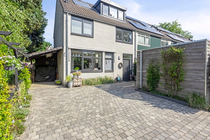 Photo 39 of Voorhoevestraat 32